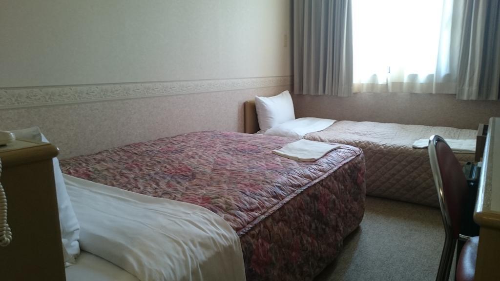 Hotel Crown Hills Kanazawa Bagian luar foto