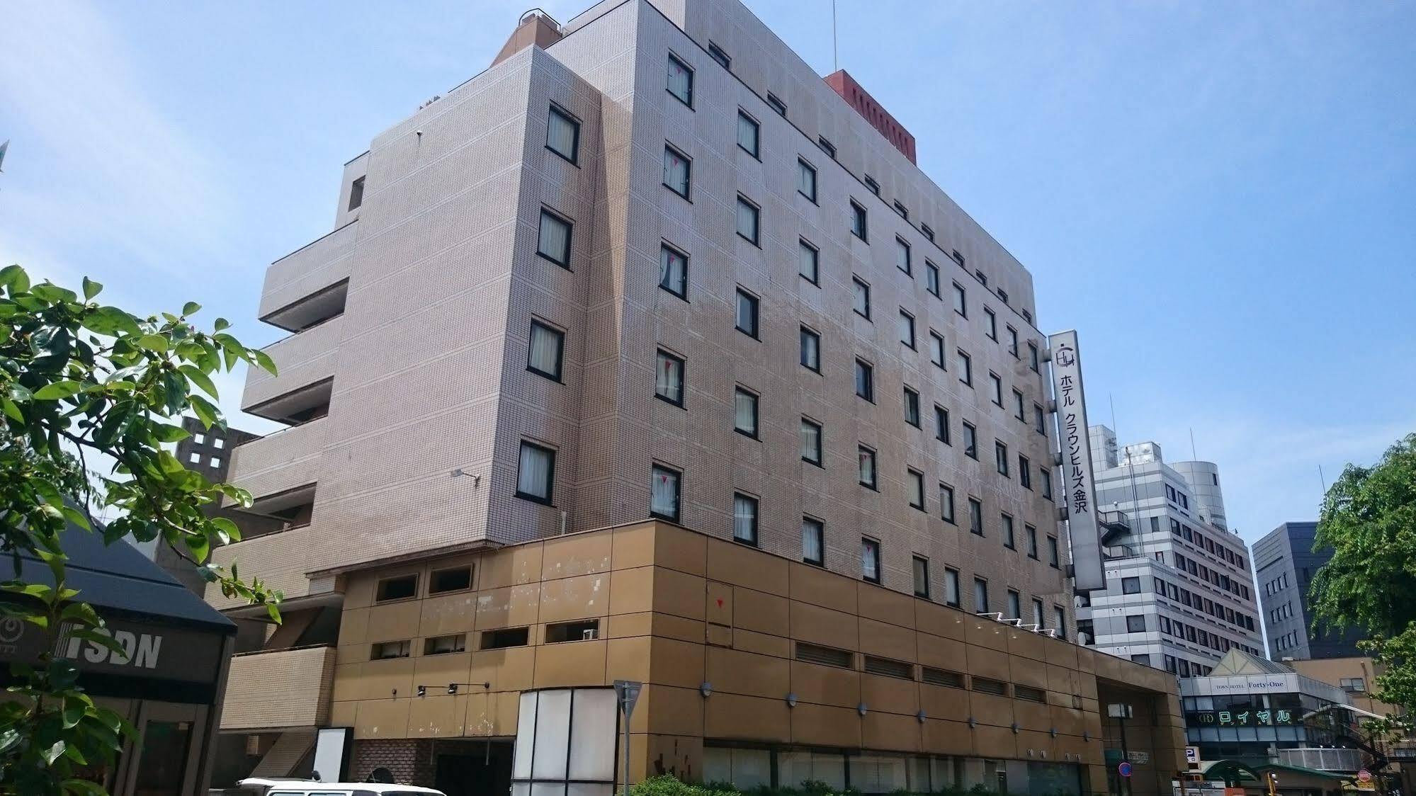 Hotel Crown Hills Kanazawa Bagian luar foto